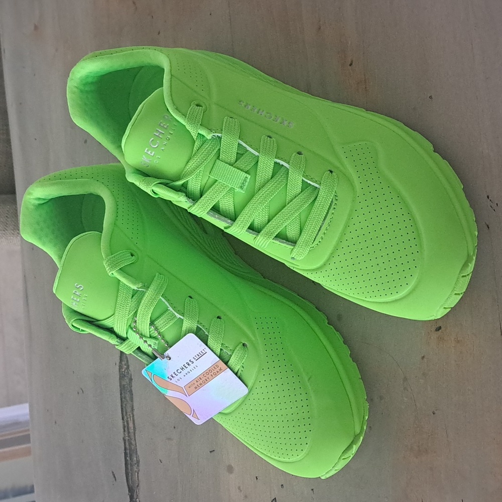 New skechers